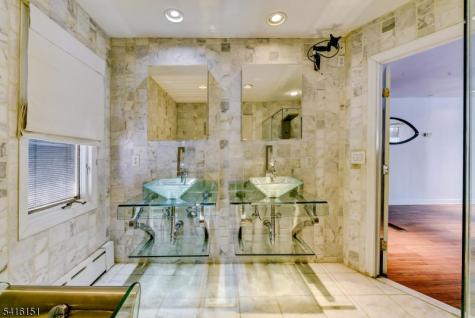 737 Ridge Road Kinnelon NJ 07405