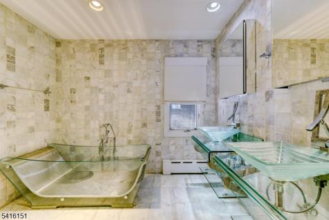 737 Ridge Road Kinnelon NJ 07405