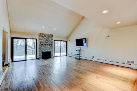 737 Ridge Road Kinnelon NJ 07405