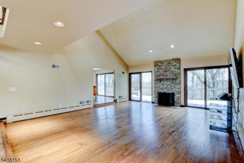 737 Ridge Road Kinnelon NJ 07405