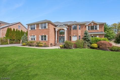 5 Francesca Court East Hanover NJ 07936
