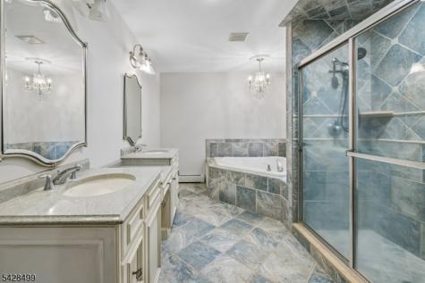 5 Francesca Court East Hanover NJ 07936