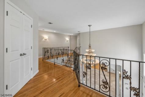 5 Francesca Court East Hanover NJ 07936