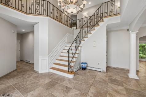 5 Francesca Court East Hanover NJ 07936