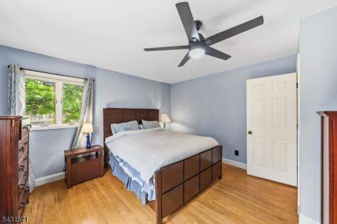 10 Briarwood Drive Franklin NJ 08873