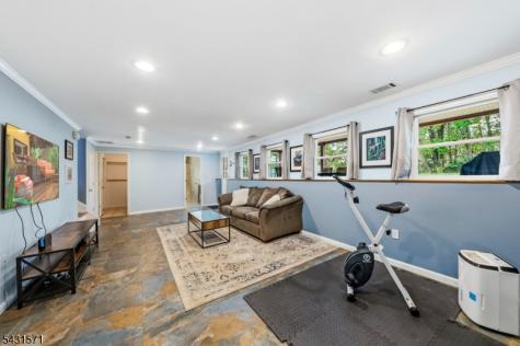 10 Briarwood Drive Franklin NJ 08873