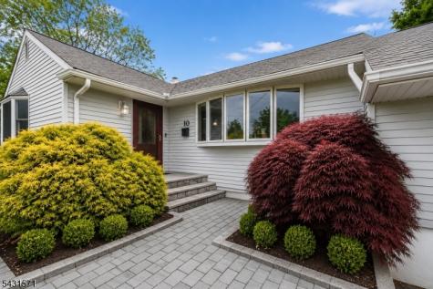 10 Briarwood Drive Franklin NJ 08873