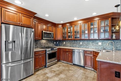 10 Briarwood Drive Franklin NJ 08873
