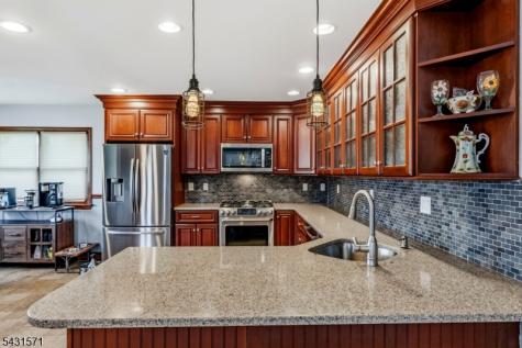 10 Briarwood Drive Franklin NJ 08873