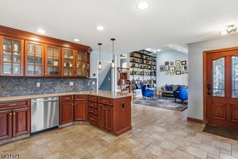 10 Briarwood Drive Franklin NJ 08873