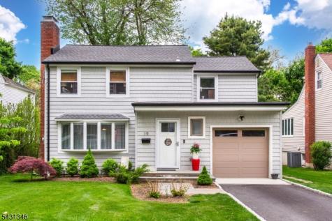 19 Plymouth Place Roseland NJ 07068