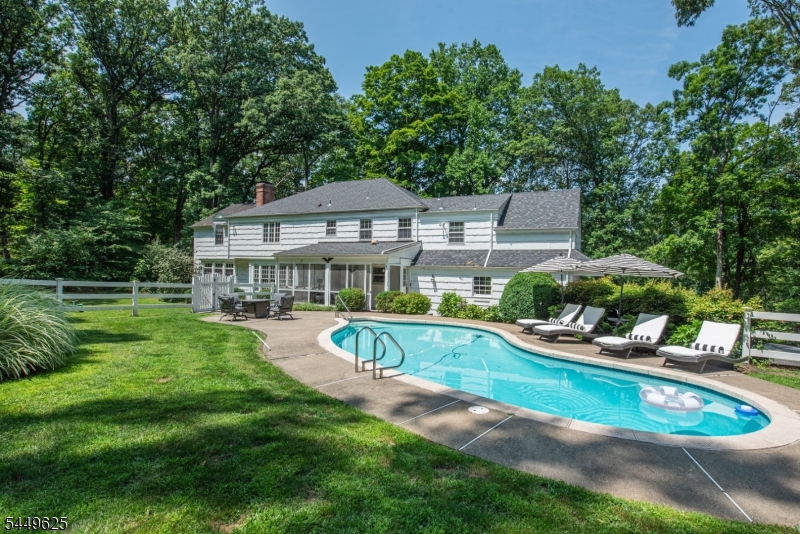 33 Hunter Drive Harding NJ 07976