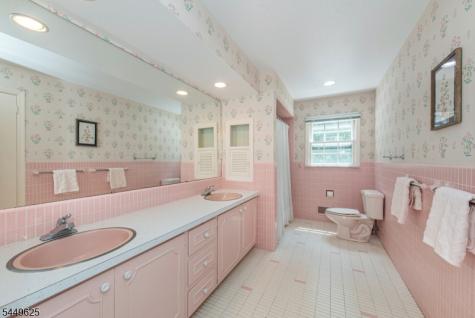 33 Hunter Drive Harding NJ 07976