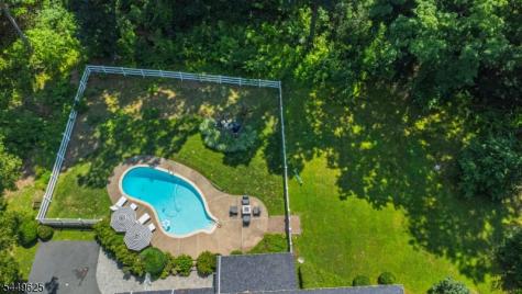 33 Hunter Drive Harding NJ 07976