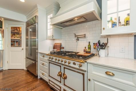 33 Hunter Drive Harding NJ 07976