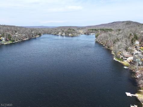 56 E Shore Trail Sandyston NJ 07826