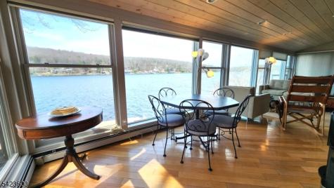 56 E Shore Trail Sandyston NJ 07826