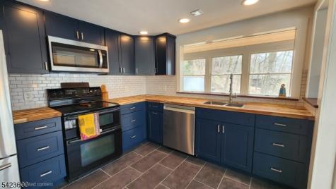 56 E Shore Trail Sandyston NJ 07826