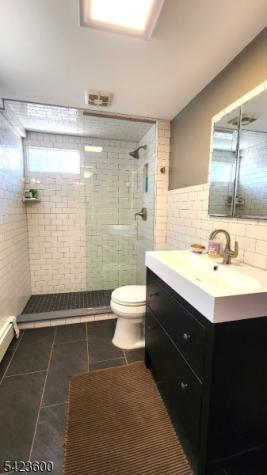 56 E Shore Trail Sandyston NJ 07826