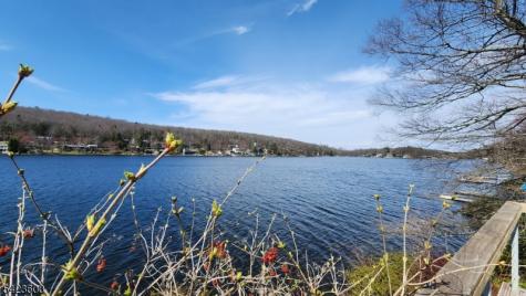 56 E Shore Trail Sandyston NJ 07826