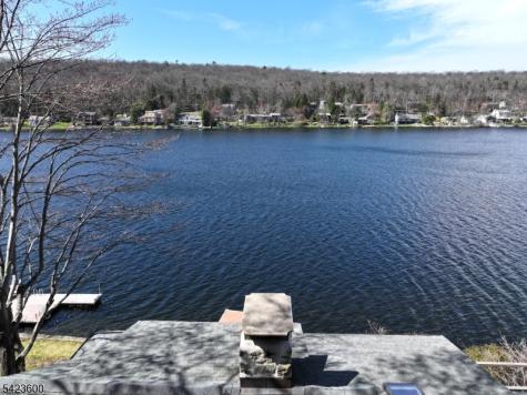56 E Shore Trail Sandyston NJ 07826
