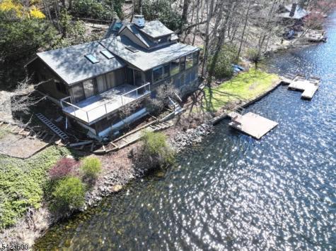 56 E Shore Trail Sandyston NJ 07826