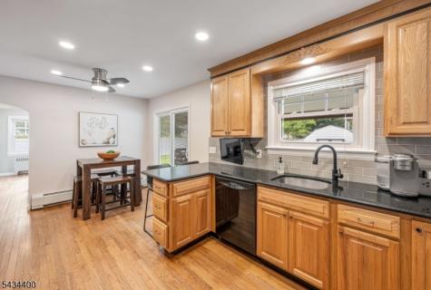 419 Wyckoff Avenue Ramsey NJ 07446