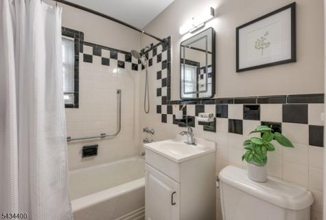 419 Wyckoff Avenue Ramsey NJ 07446