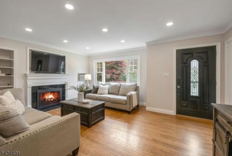419 Wyckoff Avenue Ramsey NJ 07446