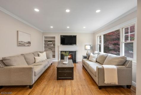 419 Wyckoff Avenue Ramsey NJ 07446