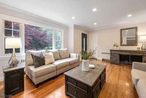 419 Wyckoff Avenue Ramsey NJ 07446