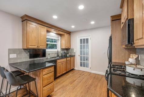 419 Wyckoff Avenue Ramsey NJ 07446