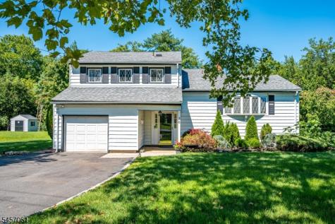 36 Foxwood Drive Franklin NJ 08873