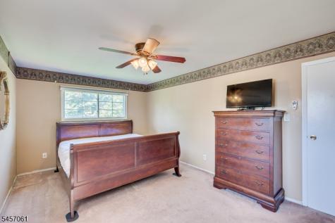 36 Foxwood Drive Franklin NJ 08873