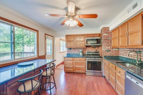 36 Foxwood Drive Franklin NJ 08873