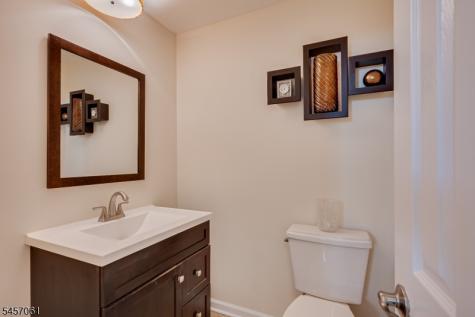36 Foxwood Drive Franklin NJ 08873