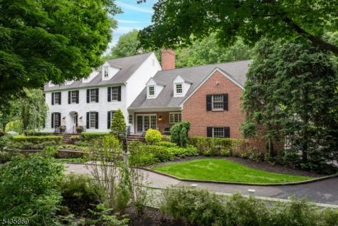 19 Cliffside Way Boonton NJ 07005