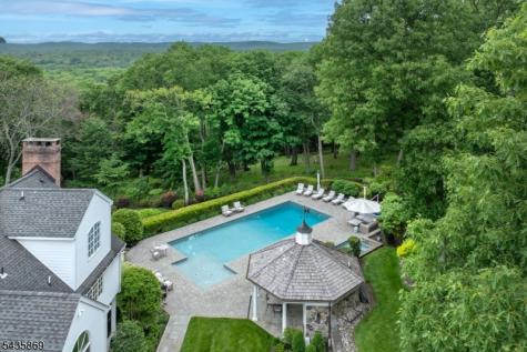 19 Cliffside Way Boonton NJ 07005