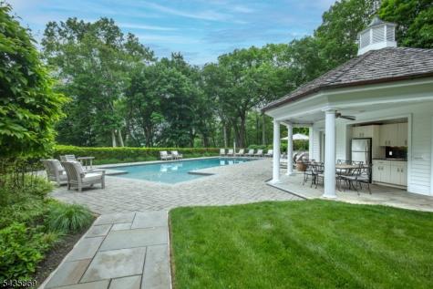 19 Cliffside Way Boonton NJ 07005
