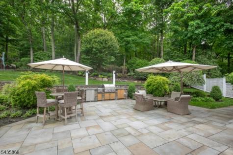 19 Cliffside Way Boonton NJ 07005