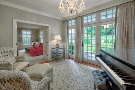 19 Cliffside Way Boonton NJ 07005