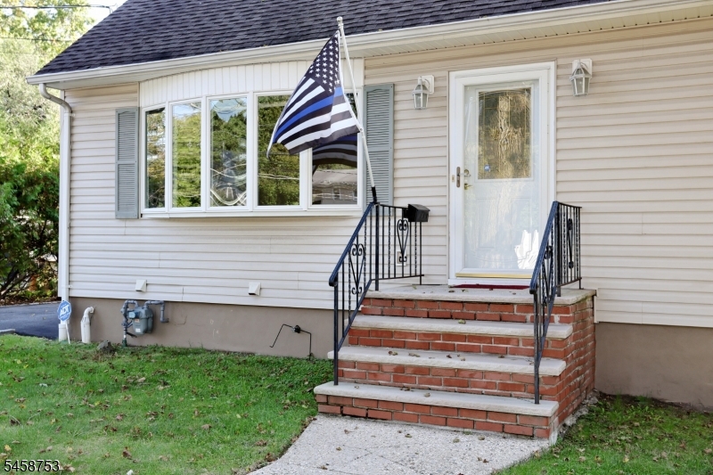 741 Pompton Avenue Cedar Grove NJ 07009
