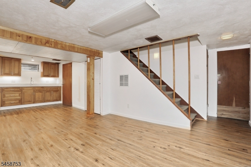 741 Pompton Avenue Cedar Grove NJ 07009
