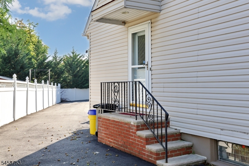 741 Pompton Avenue Cedar Grove NJ 07009