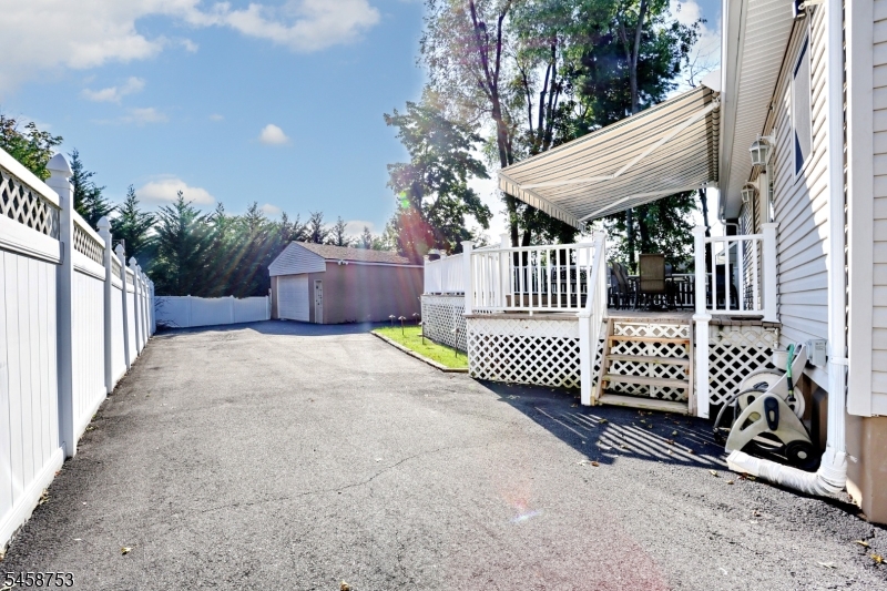 741 Pompton Avenue Cedar Grove NJ 07009