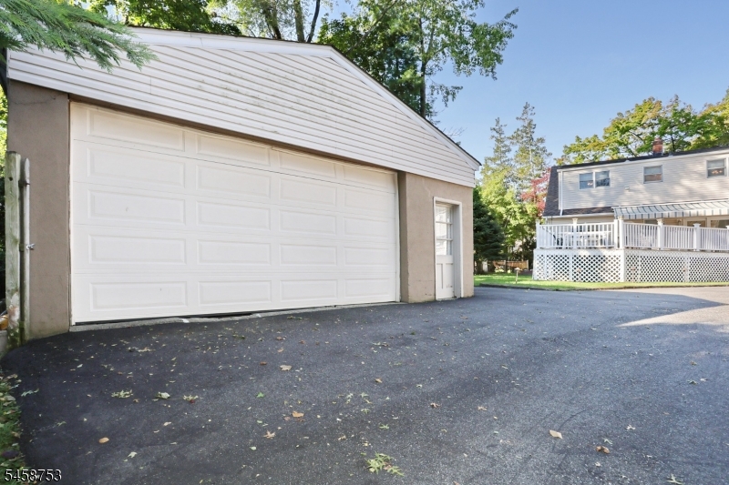 741 Pompton Avenue Cedar Grove NJ 07009