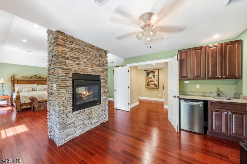 429 Oak Ridge Road Clark NJ 07066