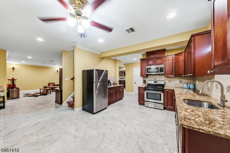429 Oak Ridge Road Clark NJ 07066