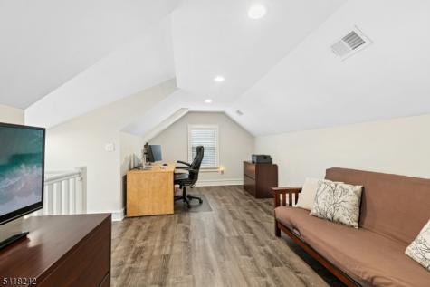 110 Willoughby Road Fanwood NJ 07023
