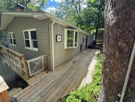 18 Northwood Drive High Bridge NJ 08829
